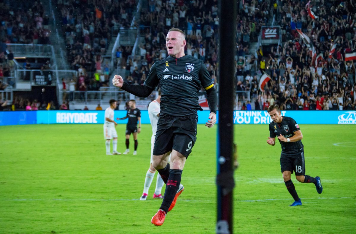 🐐

Happy Birthday, <a href="/WayneRooney/">Wayne Rooney</a>!