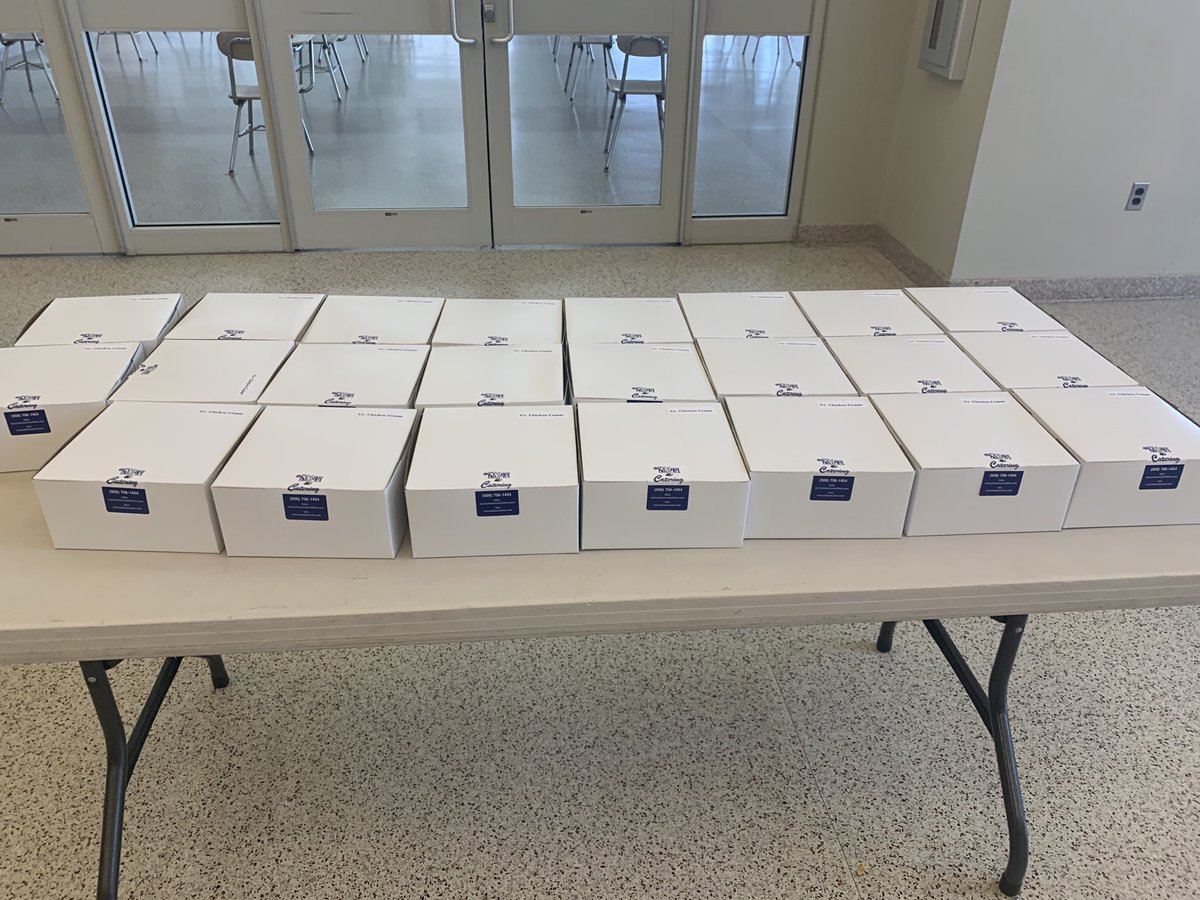 Lunch at SHMUNC 33 is catered by our long-time caterer, Eric’s La Patisserie in Worcester.  Thanks to Eric Jasmin P’11 for his delicious food.  Need breakfast or lunch for your event?  Highly recommended!