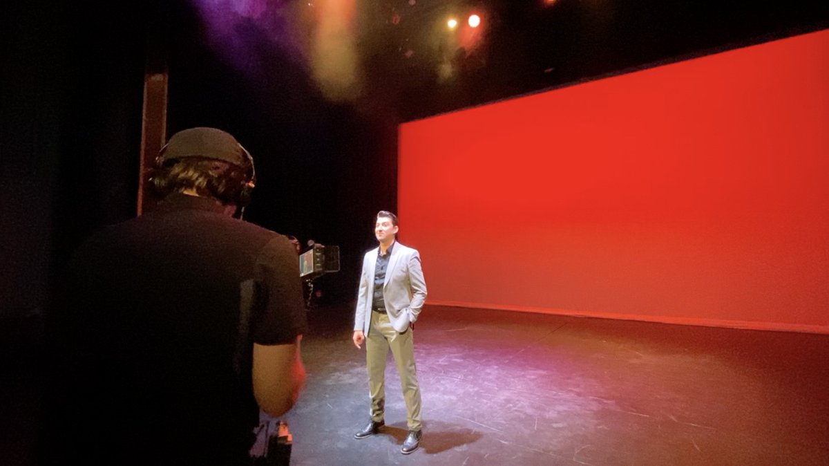 uptownboyslive's tweet photo. And we can act, too.
#theuptownboys #uptownboyslive #liveperformance https://t.co/4V4H4PnH30