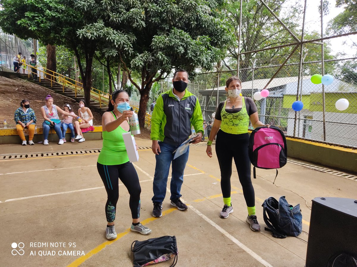 santato1707's tweet photo. Feria de servicios comuna 3, #Deporte #ActividadFisica #Recreacion #PPYPL #ElINDERSeSiente  @NelsonPrezBote2  @DianaToroZ @CamiloLondono13  @cachetes19891 @yubekada https://t.co/vw56XkaE7j