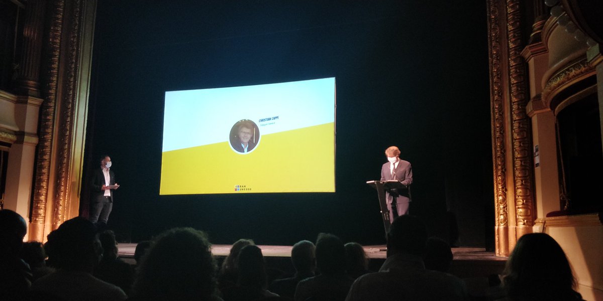 StartupForKids's tweet photo. Après 5 jours d'événement, ce soir avait lieu la cérémonie de clôture du festival #ecranjeunesse et la remise des prix de la compétition #education en Ligne co-organisée par @StartupForKids! Pour découvrir nos lauréats, c'est par ici 👉 https://t.co/wPuWIdEUrh Bravo à tous ! https://t.co/Va1UPa0T7U