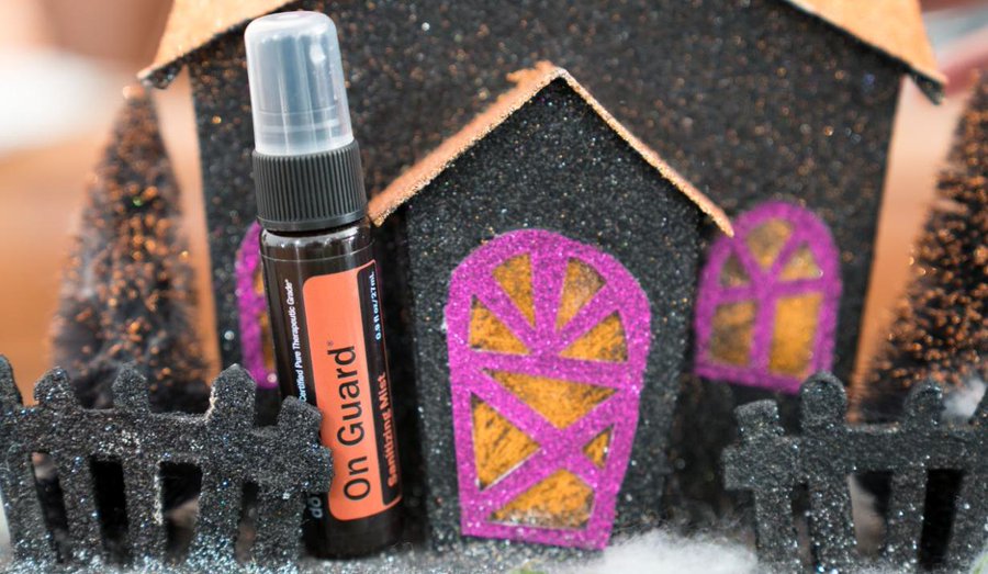 doterra's tweet photo. With the temperatures changing, help your kids stay protected by using doTERRA On Guard® sanitizing mist! It kills 99.9% of germs and bacteria!

https://t.co/OhUD7WArlT https://t.co/0FNJJ3tUl8