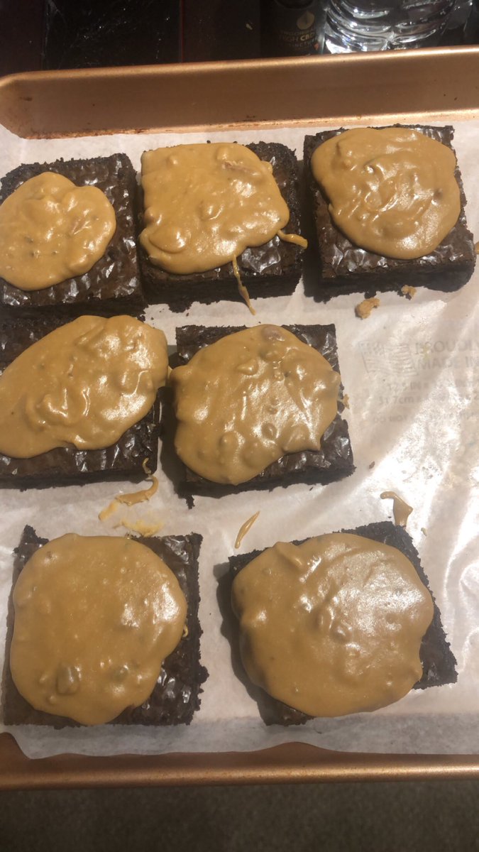 dank_nuggzz's tweet photo. On Saturdaze, I bake! #edibles #CannabisCommunity #SaturdayVibes #magicbutter #cannabutter #pecancandy420 #420friendly #cannabiscooking #DankTreatz https://t.co/0mGGWIGylN