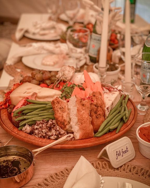 twisted_radish's tweet photo. Fall Feast https://t.co/Po26biMiaU