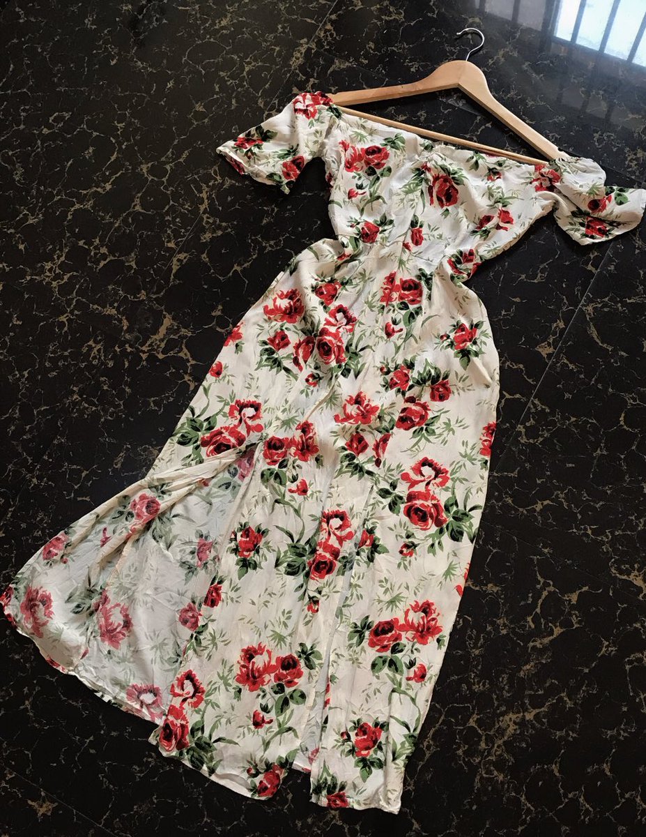 ThriftsandThreads tweet media