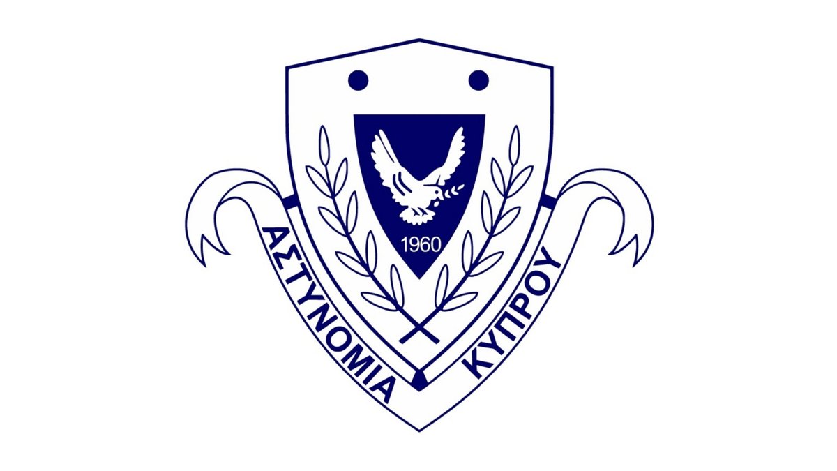Cyprus_Police's tweet photo. Σε σχέση με τη σημερινή εκδήλωση διαμαρτυρίας πολιτών στη Λ/σια, θα ακολουθηθεί η ίδια πρακτική όπως και τις προηγούμενες φορές. Θα αξιολογηθεί φωτογραφικό υλικό [φωτογραφίες – Βίντεο κλπ] και όσα πρόσωπα ταυτοποιηθούν που δεν έφεραν μάσκες, θα καταγγελθούν εξωδίκως. #Cyprus https://t.co/6nj9xA7yiv
