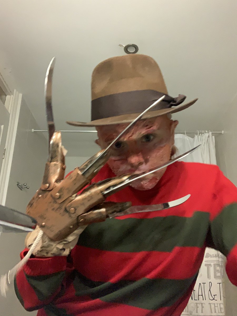 sblovspayt's tweet image. urm hi @LiamPayne #LPCostumeComp #LPMakeUpComp