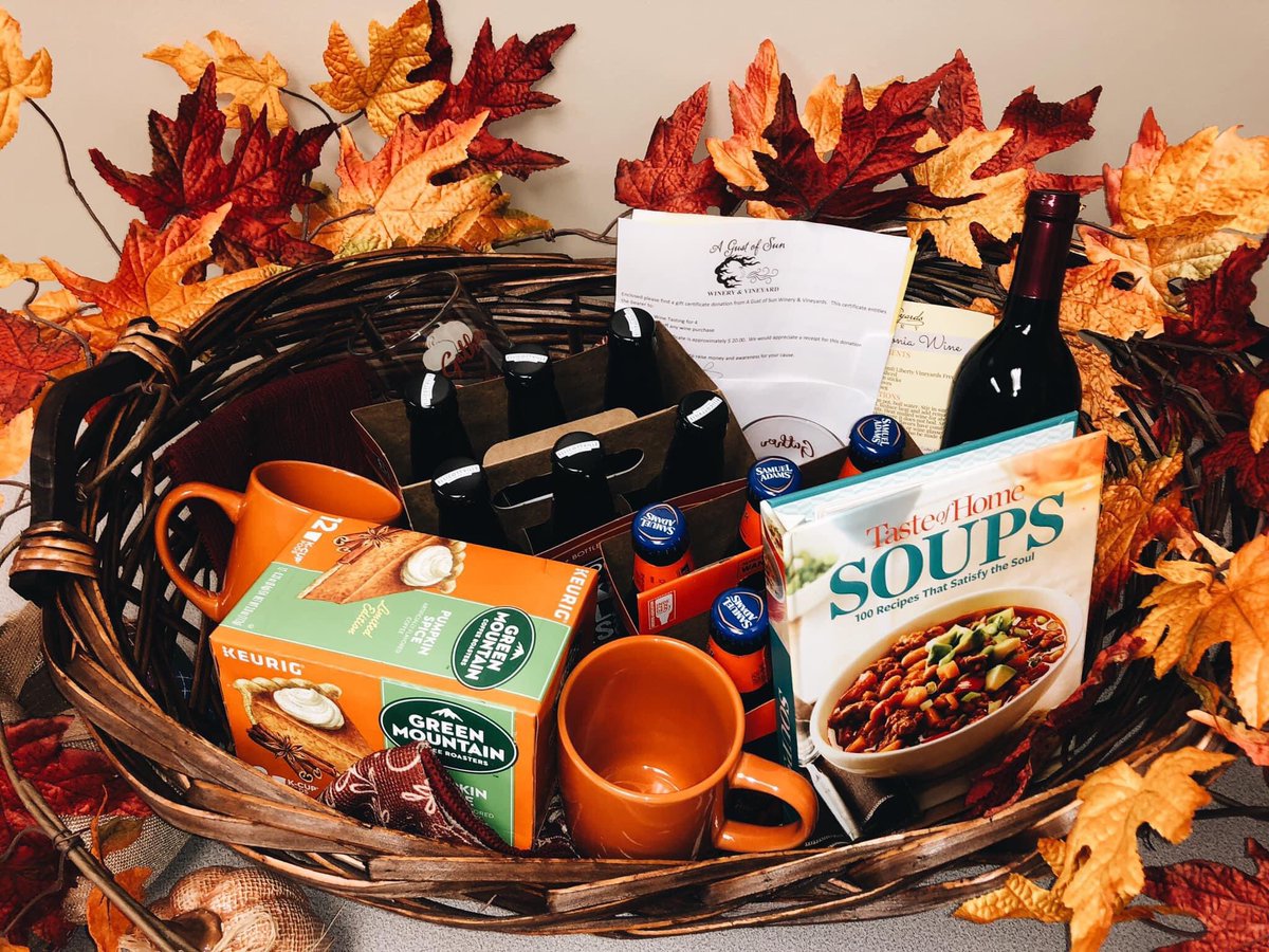 Mount Mercy Academy’s Basket Raffle is still going on until November 13th!🍂

Tickets are 1 for $5 or 6 for $25. Must be 21 years old to enter. Good luck!! 

BUY YOUR TICKETS ONLINE AT ➡️ mountmercy.wufoo.com/forms/zzuzznw1…