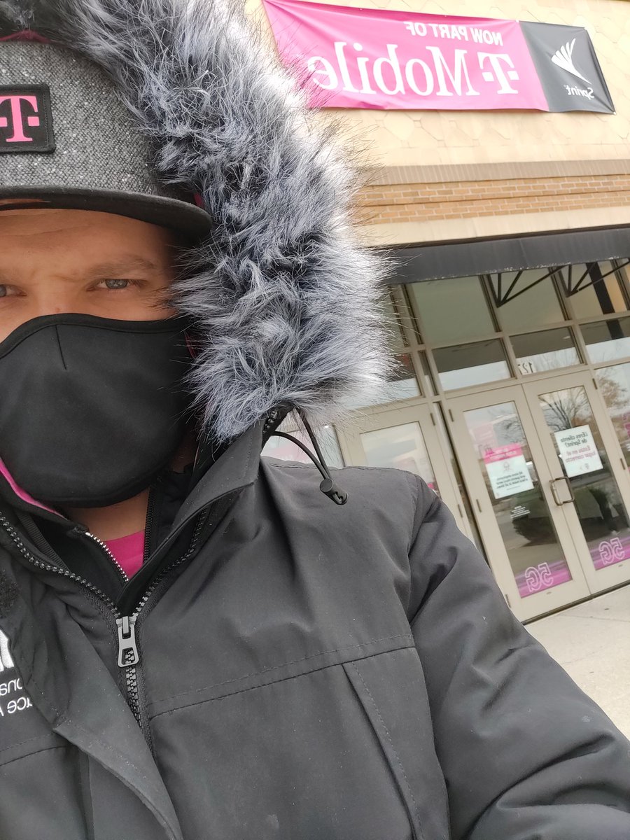 airquotesdnb's tweet photo. game faces only at my new stomping grounds. Regardless of your carrier, it's time to teach what the #uncarrier is all about. iPhone 12 deals for everyone or if you need to see a tech as a legacy Sprint customer, my team is what you need! #firstandfast #kcstl #legendsoutlet https://t.co/Iz1qhmI1r4