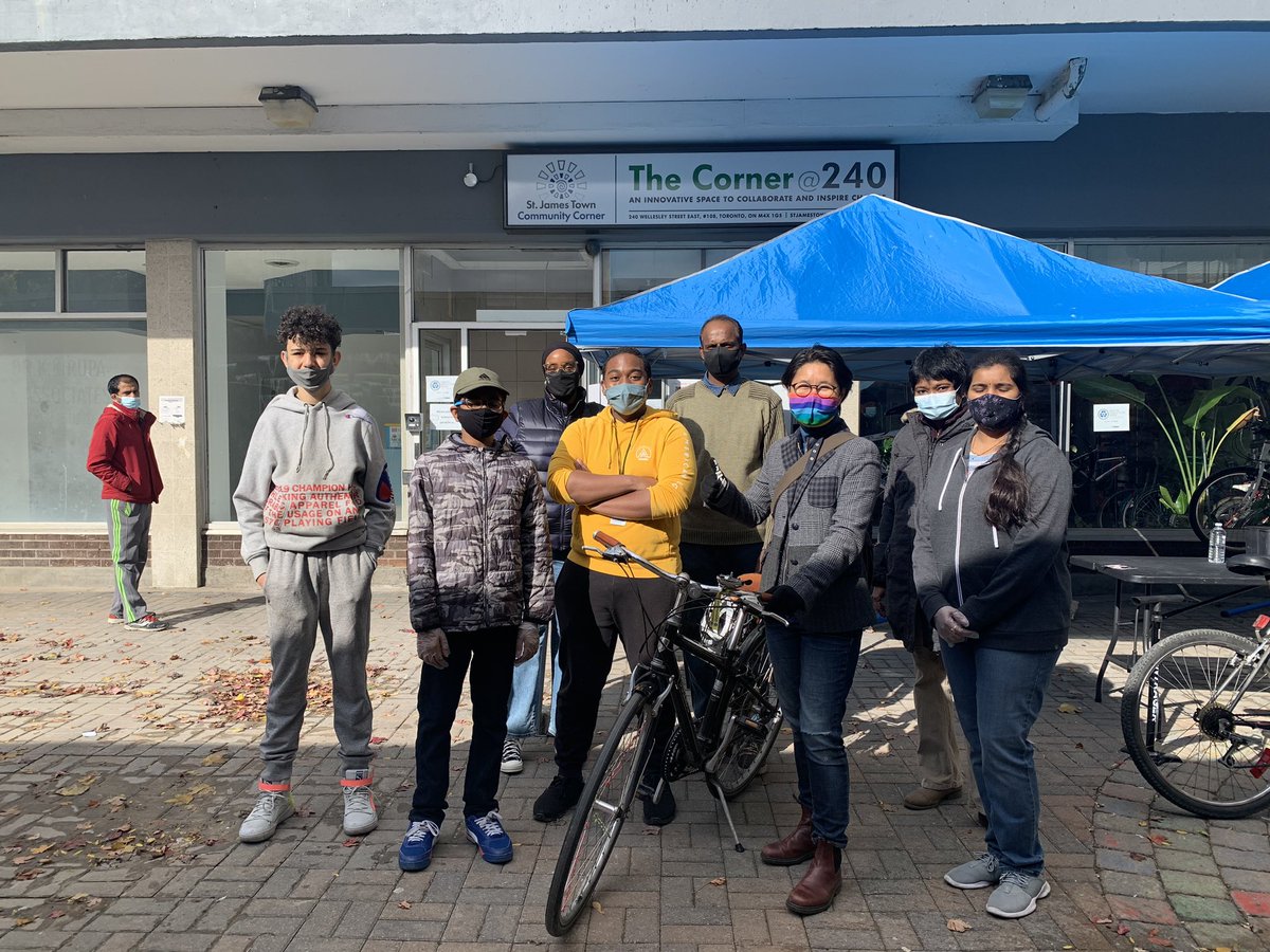 thecornersjt's tweet photo. Today we had @kristynwongtam visiting #thecorner240 to interact with participants of #earnabike program & other residents visiting the space. She even gave away gifts for participants. Thank you councillor for your visit.
#stjamestown #shareandreuse #communitylove #partnerships https://t.co/VJLwxXR6qf