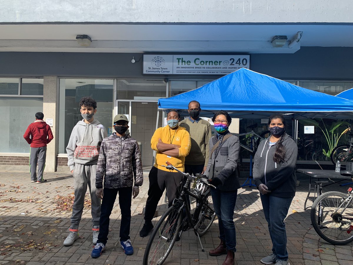 thecornersjt's tweet photo. Today we had @kristynwongtam visiting #thecorner240 to interact with participants of #earnabike program & other residents visiting the space. She even gave away gifts for participants. Thank you councillor for your visit.
#stjamestown #shareandreuse #communitylove #partnerships https://t.co/VJLwxXR6qf