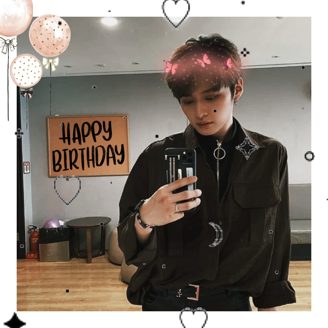 jeonginskzOT8's tweet photo. Happy birthday Lee Minho, I wish you the best in the world always, STAY LOVES YOU, never stop shining!
#LeeKnowStreamingParty #HappyLeeKnowDay
@Stray_Kids
#GlowingGemLeeKnow https://t.co/oVDbWlXoej
