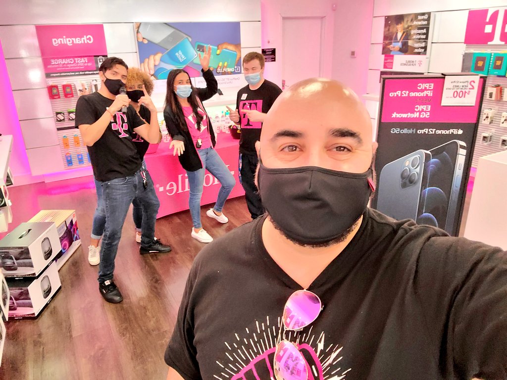 Dustin Knapp tweet media