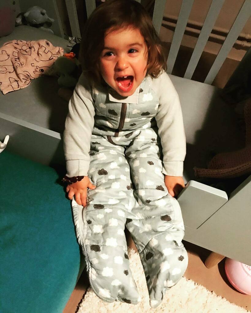 NickVerbaeys's tweet photo. Yes she’s ready for a good night sleep... 
.
#insomniac #icangetnosleep #daddysgirl #girldad #sleepingmonster #halloween #energybunny⚡️ https://t.co/3GdgKVFbov https://t.co/7G5f8Sn9FZ