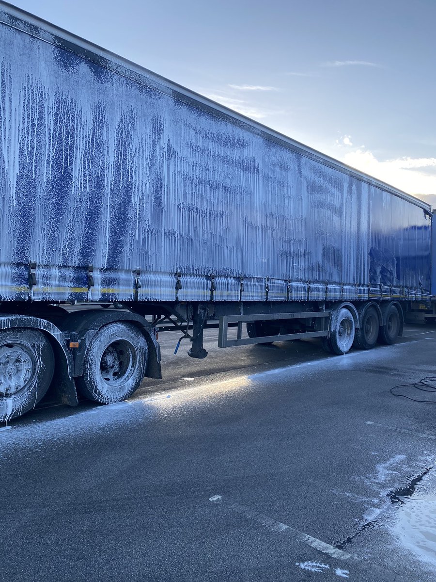 It’s been a busy week 😁💪🏼 finished it off with a well need truck wash 🧼