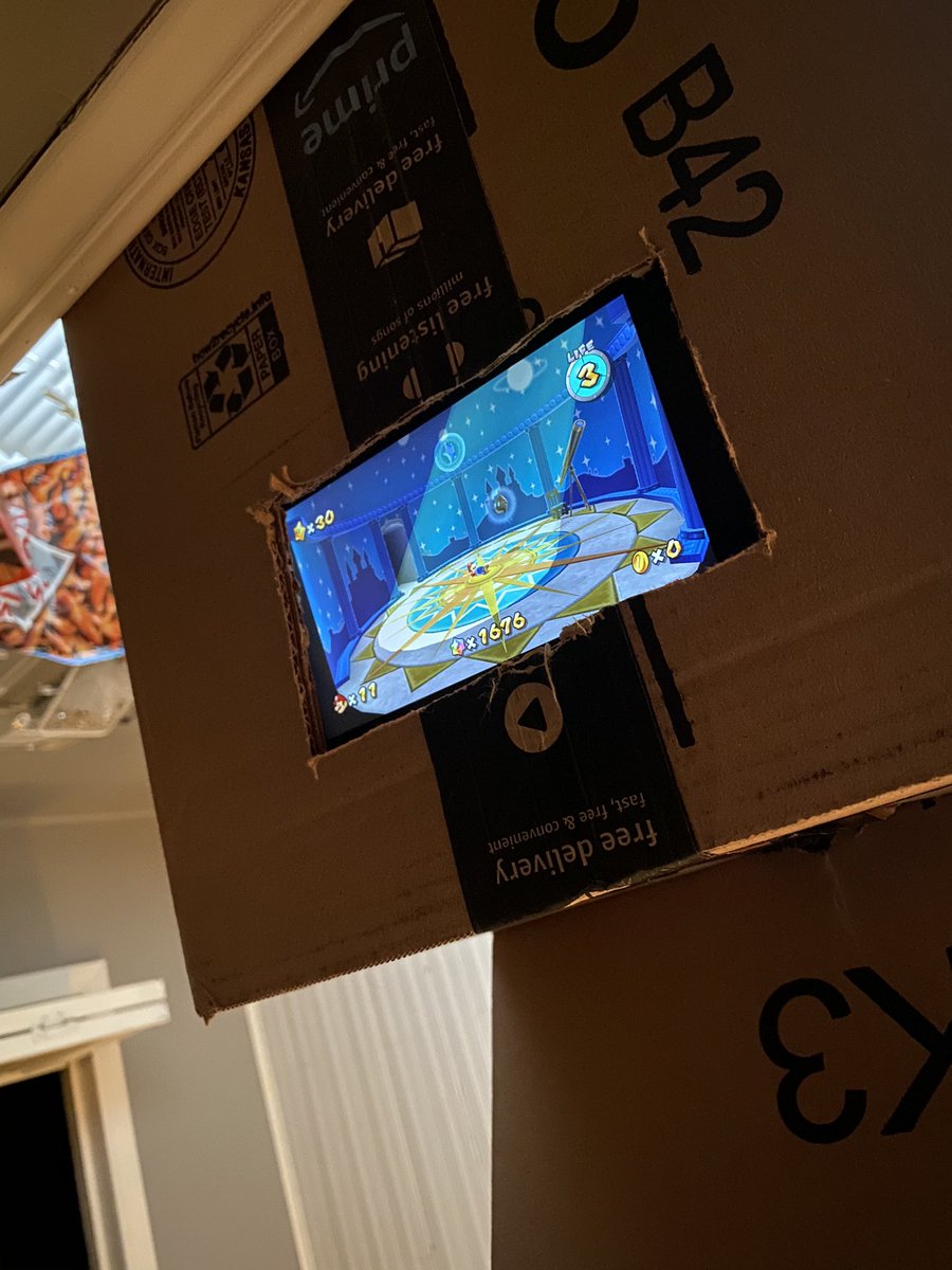 Taygore's tweet photo. I covered my face cuz I look a mess and was crying but this is the Switch set up he made for me. simply put I've never felt more loved or happy in a relationship https://t.co/G6AMxpwOb5