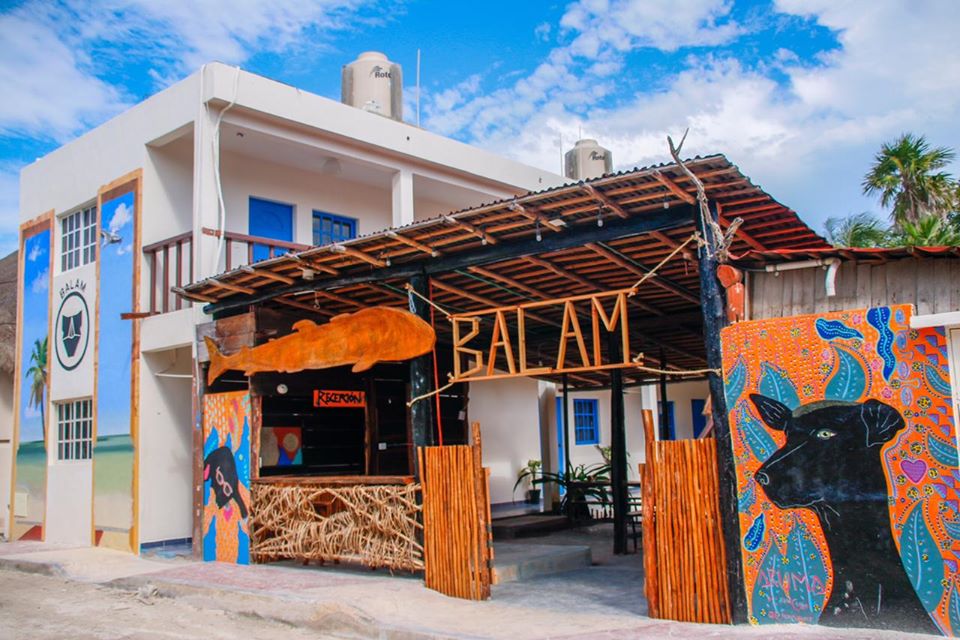 Balam Hostel, this cool, quaint and economical accommodation option, is situated only 50 minutes from the beach and has a variety of room types available. the.holboxeno.com/accommodations…