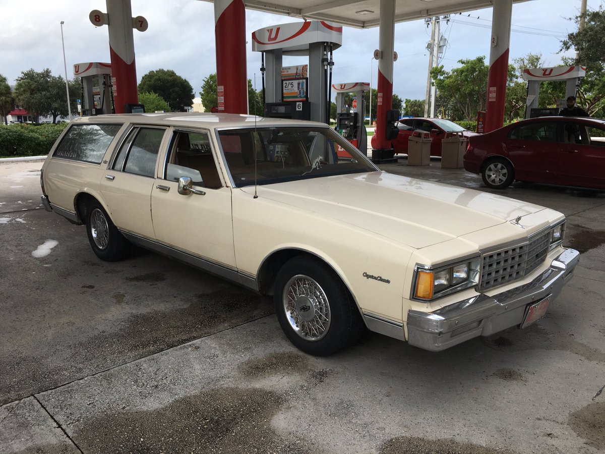 RacingToDisney's tweet image. Another late 80s, early 90s classic. #Chevy #EstateWagon #Classic in ⁦@DFB_City⁩ #Love DFB