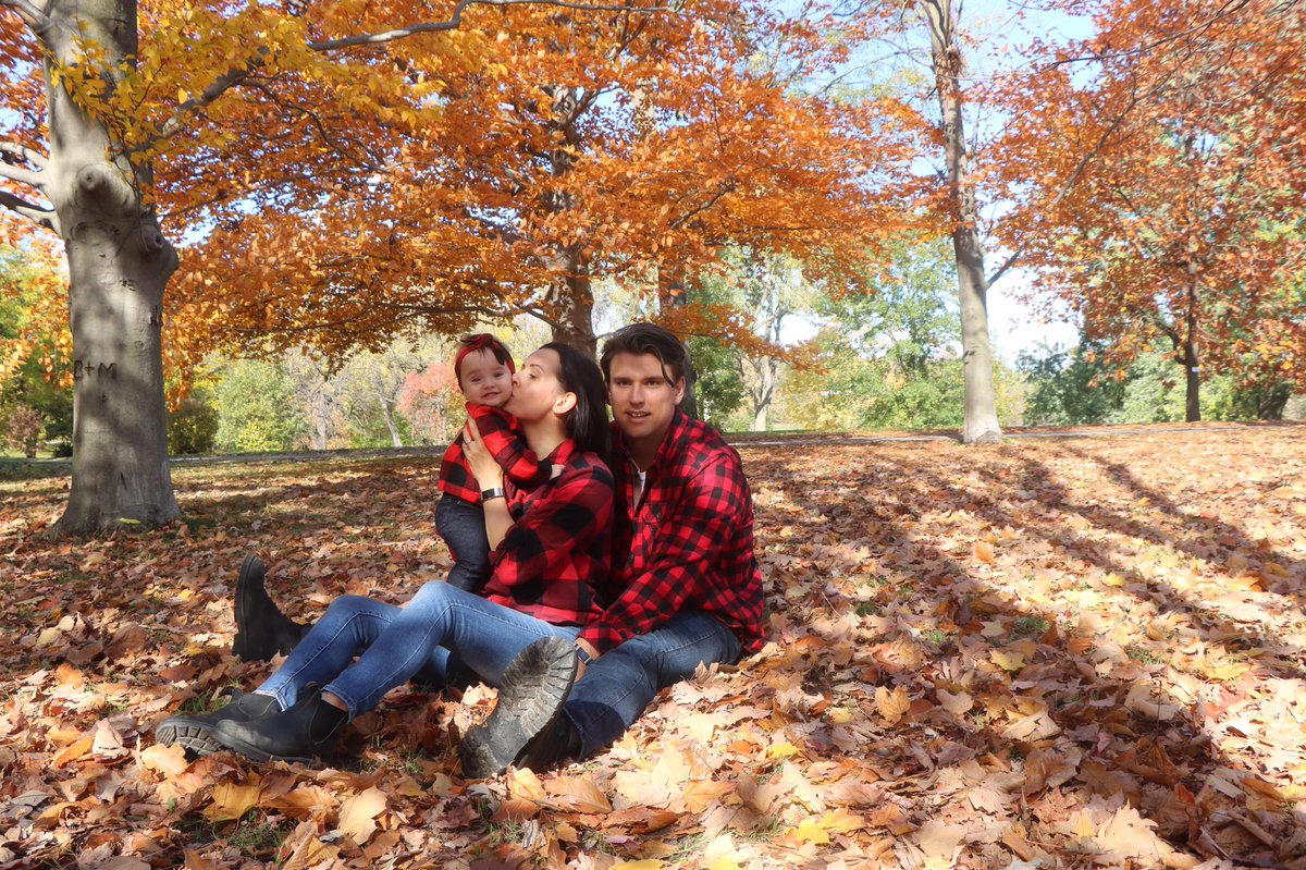 My family is my world ❤️ in my favourite season (Fall🍁)with my two favourite people. #Ottawa #Family #FallFamilyPhotos #fun