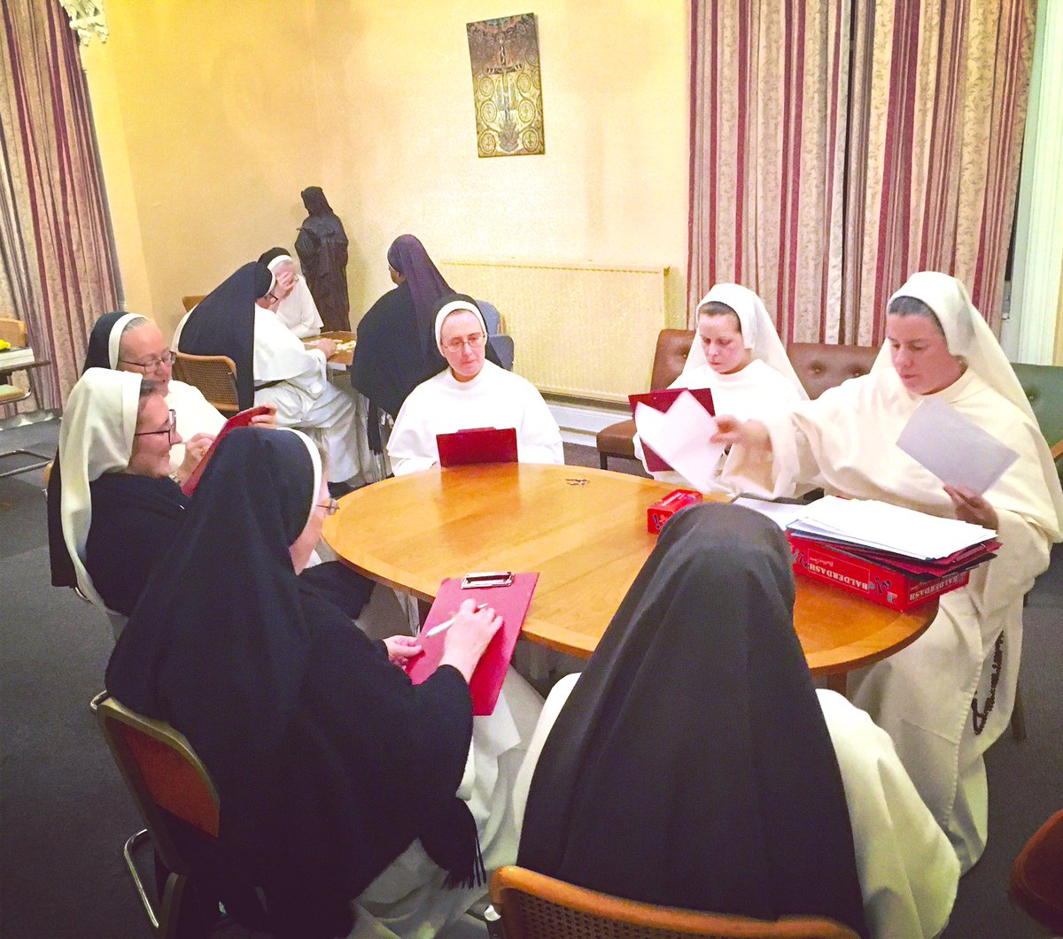 DomSrStJoseph's tweet image. Such a “Dominican” recreation: Bananagrams and Balderdash! 😂 @bananagrams @Mattel 

#ConventLife #OPPower #recreation #games #funtimes