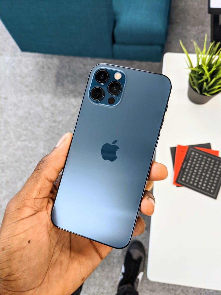 iphone 12 pro тихоокеанский синий фото