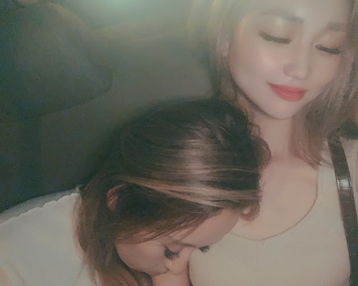 ZssOk's tweet photo. 次の土曜日楽しみーーー😊
よし、寝る
明日熱下がっていますように。
おやすみ😪😴…💤 https://t.co/K7G9jsZYLW