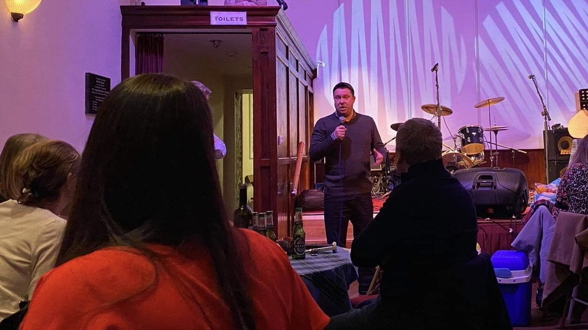 maximjkelly's tweet photo. Here we are at the #Fantastic @LaxeySchool #Manx #Mhelliah to raise lots of money for our brilliant school. Food, drink, music and a brilliant auction of #IsleOfMan fresh produce. 🇮🇲😍🍷🙂 https://t.co/08lc5Vx6Od