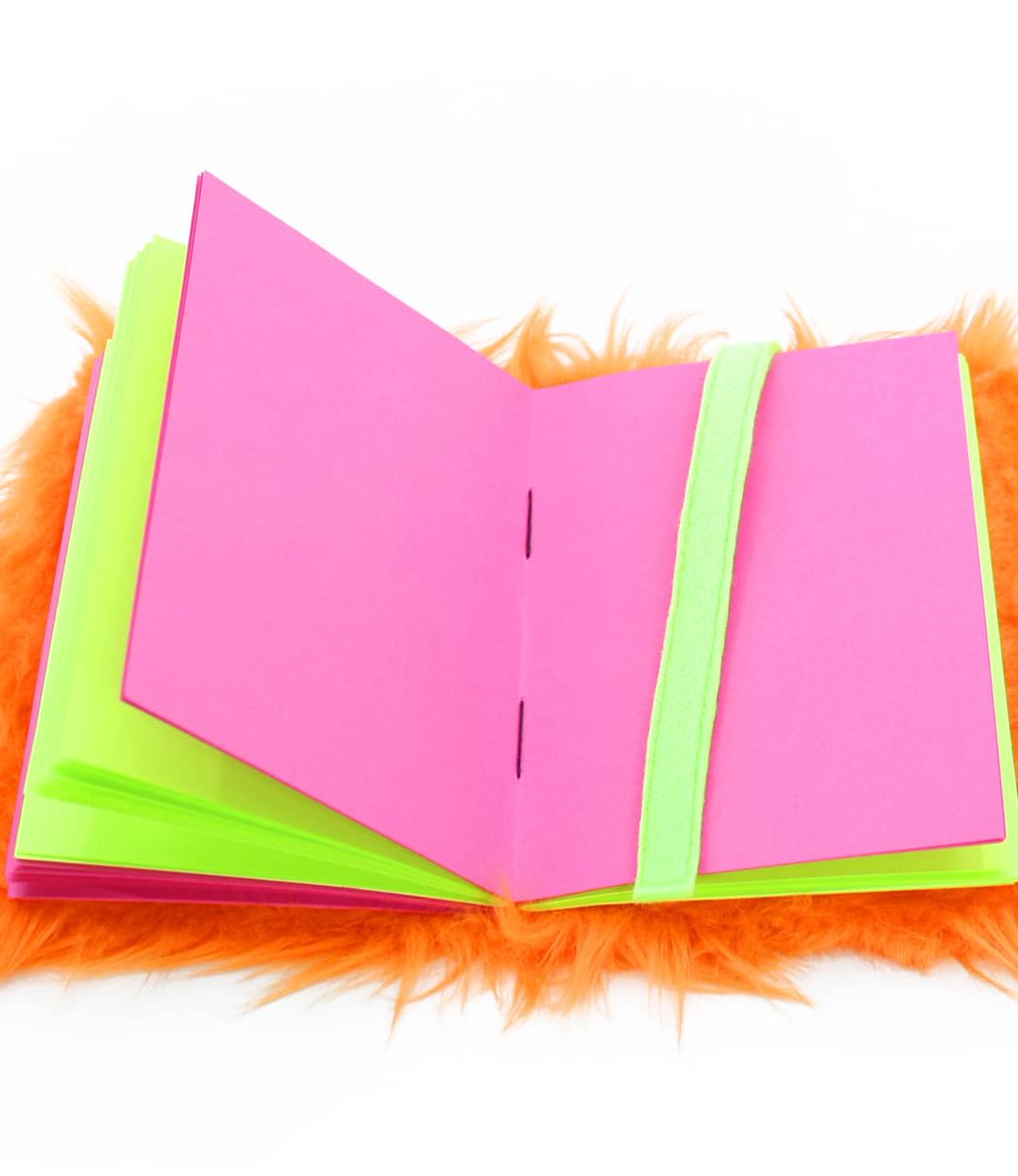 SpiderbiteShop's tweet image. 8,000 fresh pages of Michigan made @frenchpaperco paper for Nightmare Snatcher journals and Worry-Woolie notebooks!

#paper #etsy #bookmaking #bookbinding #delivery #monster #handmade #makersgonnamake #handcrafted #frenchpaperco #frenchpaper #journal #book #americanmade