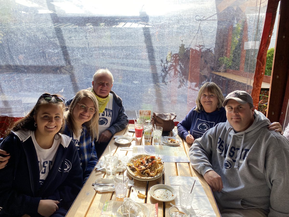 JenniferLee747's tweet photo. @GoPSUsports @PennStateFball #WeAre #PSUpride https://t.co/7LDx2uxnOZ