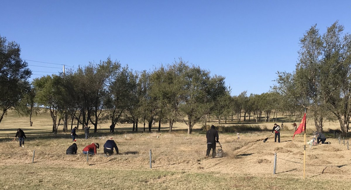 313REDDRAGONS1's tweet photo. How did you spend your Saturday? The Red Dragons spent it Making a Difference in our local community and building Cohesive Teams of Solders and Spouses. @75thFA_BDE @CB_VMI96 @OfficialFtSill @forthood @SecArmy @FORSCOM #TIMS #PeopleFirst #backyardrelaxer #WithoutFear #growtheteam https://t.co/IXl5QkGhUy