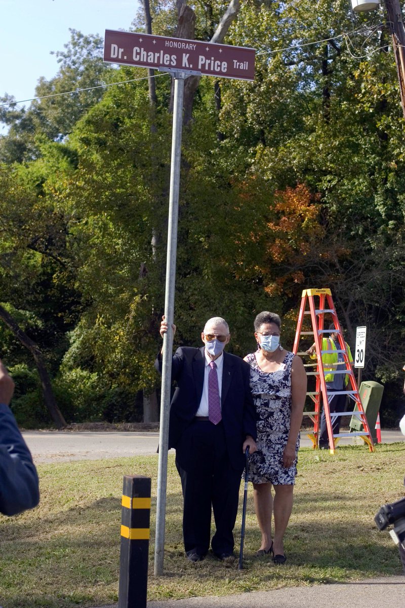 Ellen Robertson tweet media