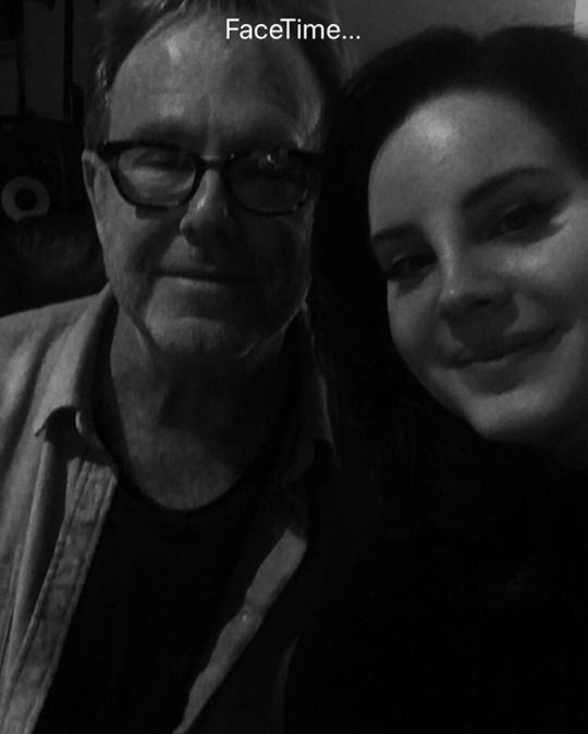 blackstarldr's tweet photo. Norman Fucking Rockwell - August 30, 2019

Jack Antonoff as main producer. LDR and Jack as songwriters of most of the album, except 'Doin Time'. Rick Nowels wrote and produced three songs for the album. https://t.co/PRJzhb5aLW
