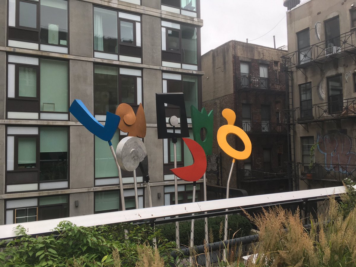 peytour13's tweet photo. Great layover in Big 🍎 as usual 👌 #StreetArt #HighLine 
Ready to fly back to 🇫🇷 #AF007 #777 
Try to make it the smoothest possible 🤞#paxconfort #SafetyFirst 
See U 2morrow at #CDG https://t.co/ldyY8cekXg