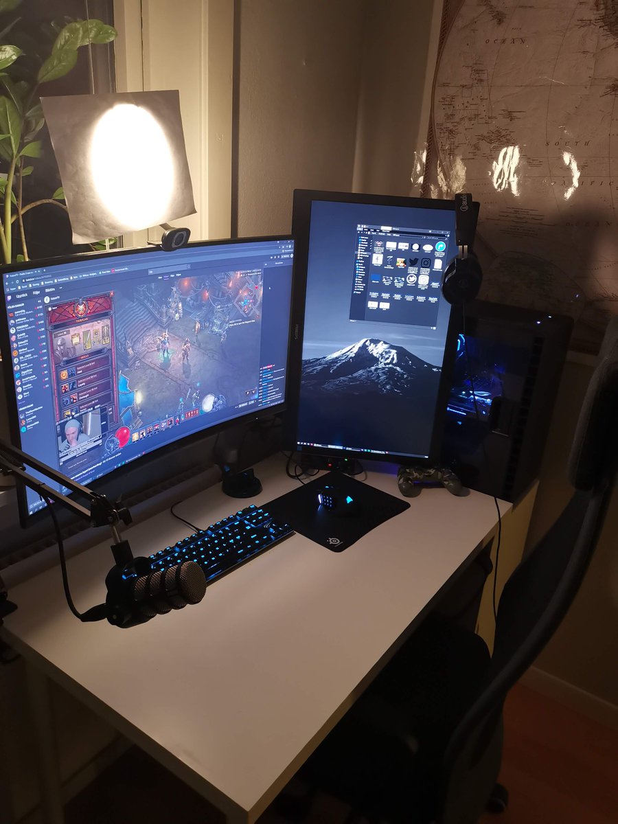 FubzorTV's tweet image. Hey Asmon, here ya go, this is my setup! #asmonsetup2