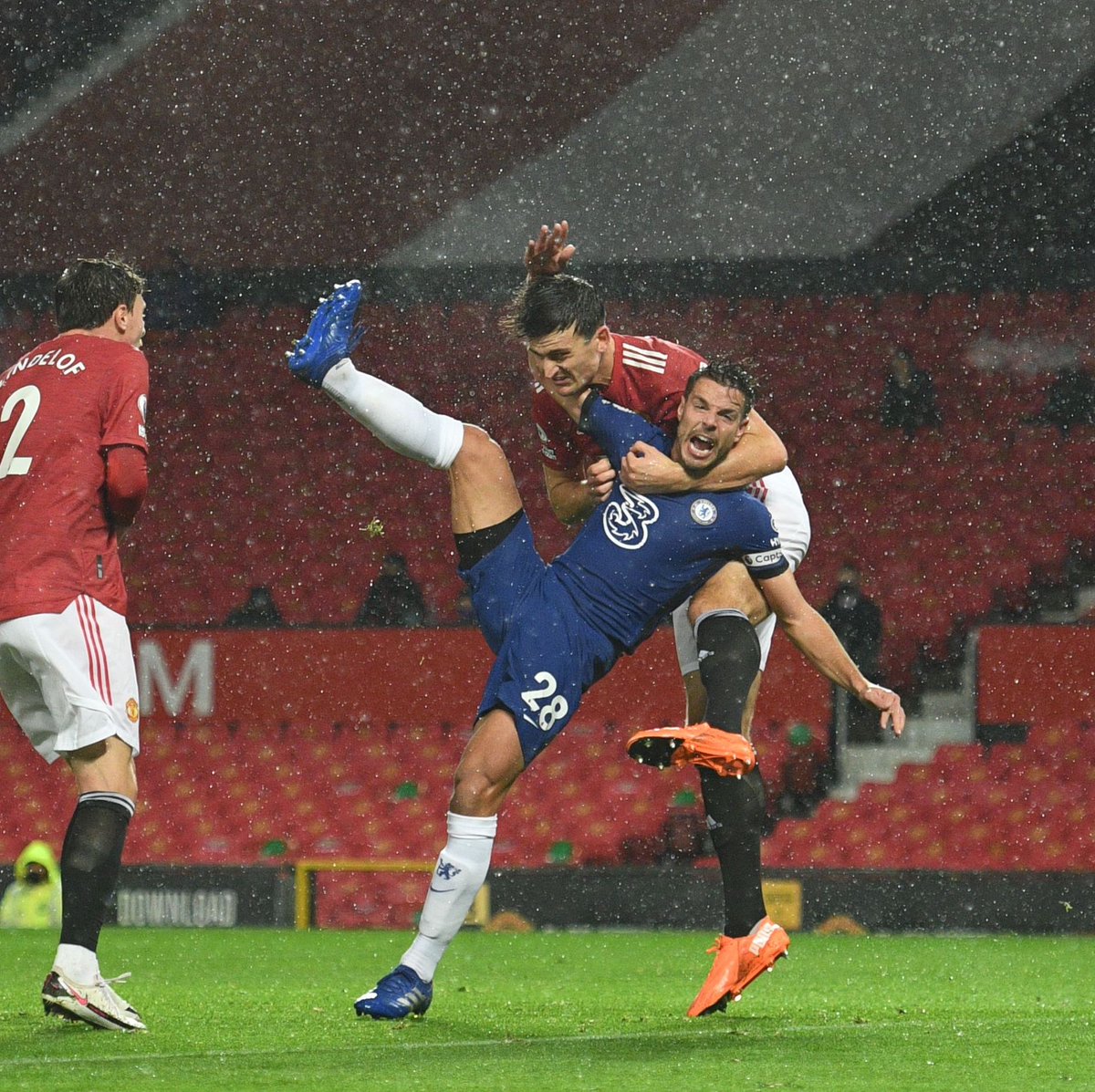 goal's tweet image. One was a penalty.

One was not.

🤯