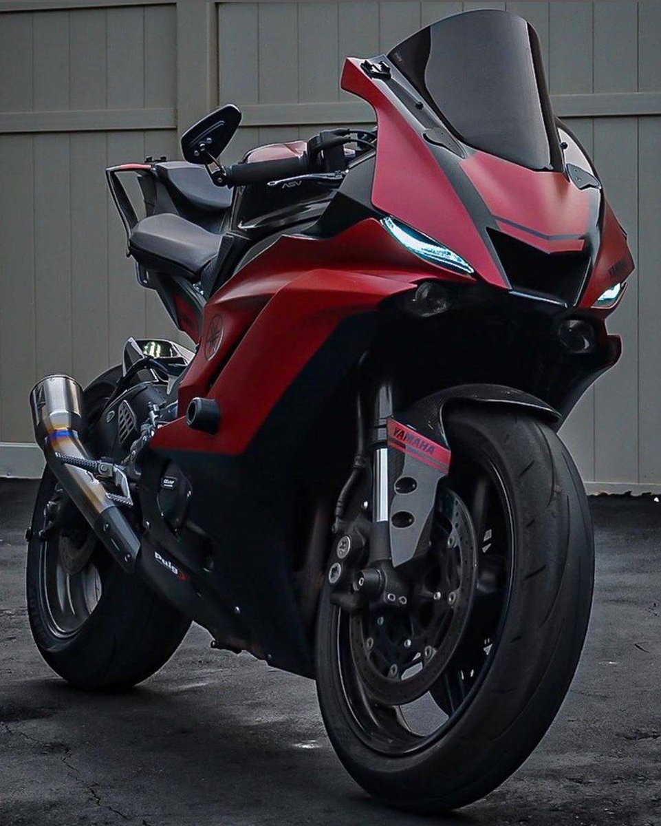 Yamaha R6