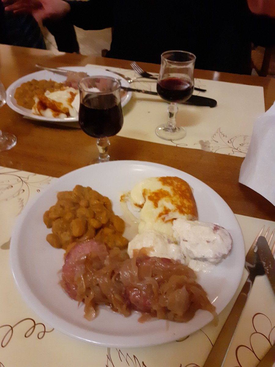 IlCinis's tweet photo. #Frico #Salameallatte #Salameconlacipolla #Fagiolata #Tajut #BuonappeTito https://t.co/DwqSRJWlOc