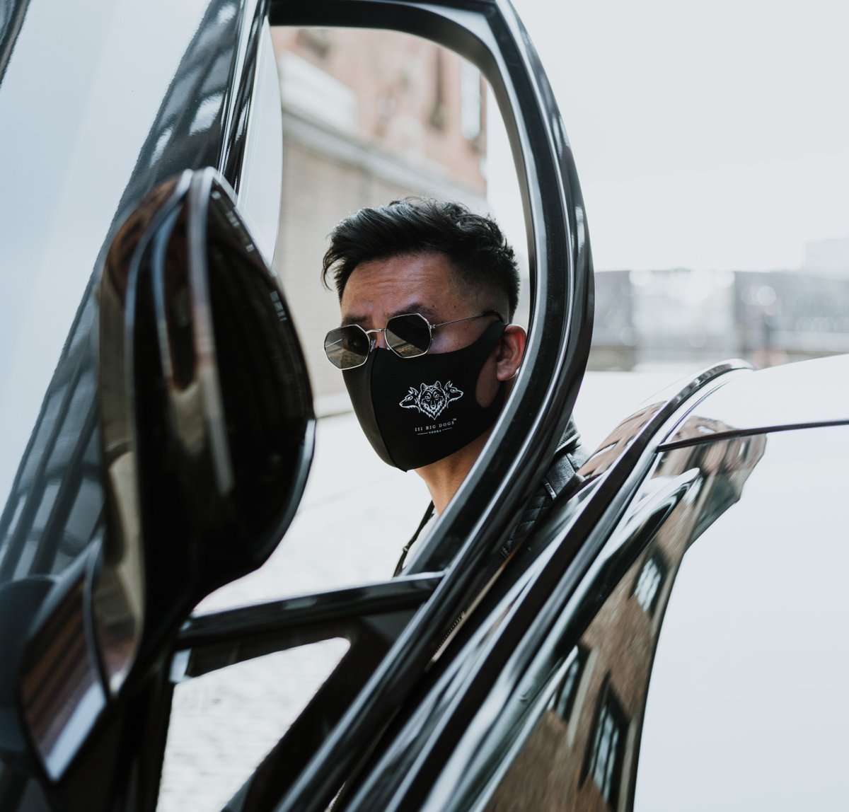 Have you got your Big Dogs Face Mask yet? Free with all orders over £40 🐺
.
.
.
.
#bigdogs #bigdogsvodka #cocktails