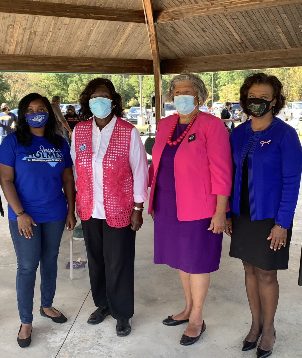 Today, I had the pleasure of joining @JessicaHolmesNC, <a href="/TimmonsGoodson/">Pat Timmons-Goodson</a> and <a href="/yvonnelholley/">Yvonne Lewis Holley</a>, three incredible women dedicated to serving the people of North Carolina. 

We have 10 days left and we need your help to finish strong. Together, let’s make history!
