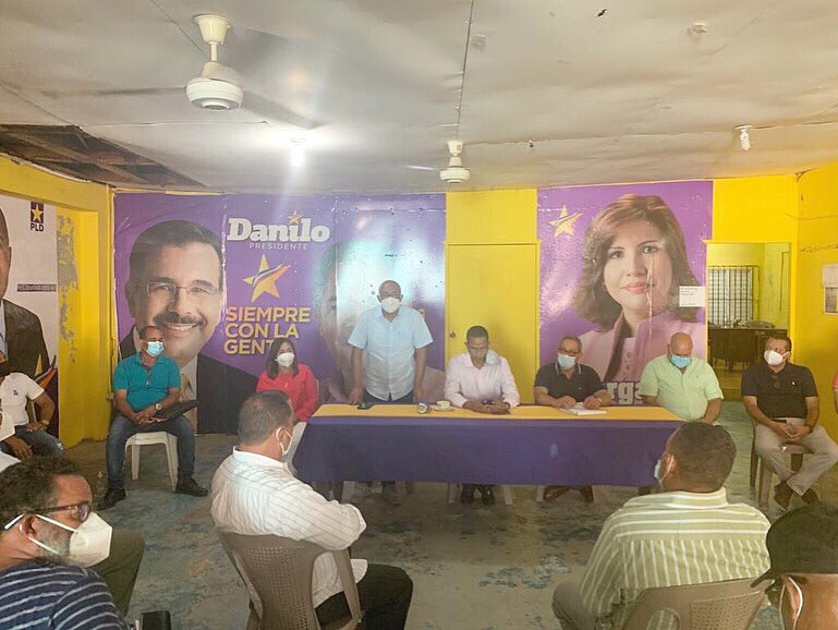JusticialistaRD's tweet photo. Ahora en San Ignacio de Sabaneta, Santiago Rodríguez el miembro del comité político @jcesarvalentin participa en asamblea informativa. 

#9noCogresoPLD #PLDseTransforma #IXCongresoBidoMedina #ValentinEsPLD https://t.co/5PLlHPHOZF