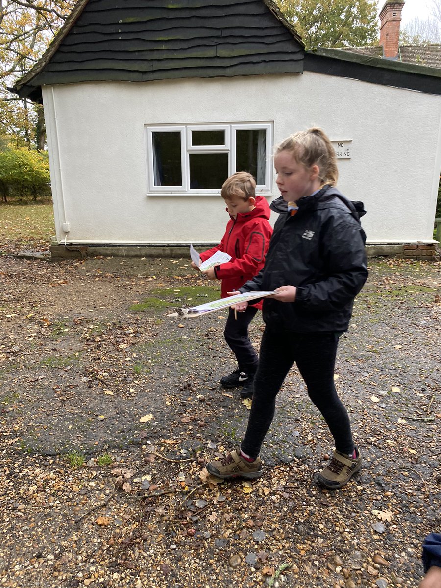 Pizza, puzzling, crazy golf and aeroball! It was so great to be back <a href="/FernyCrofts/">Ferny Crofts Scout Activity Centre</a> today! 27 very soggy Cubs and Beavers!!! And some very impressive stuffed crust pizzas! #skilsforlife #hampshirescouts