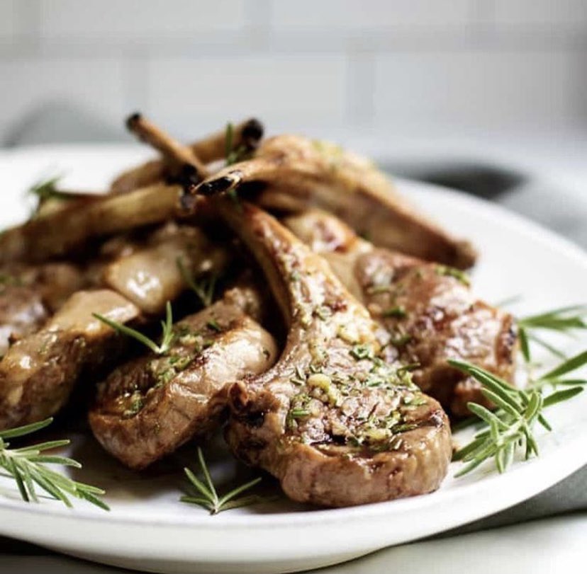 IdaRestaurant's tweet photo. Tomorrow for our “pranzo all’Italiana” we have the most delicious Welsh lamb chops with rosemary for Sunday lunch. We also have mashed potato, the Italian way, with plenty of butter and Parmesan. #IdaRestaurant https://t.co/VBx9iqHtsR