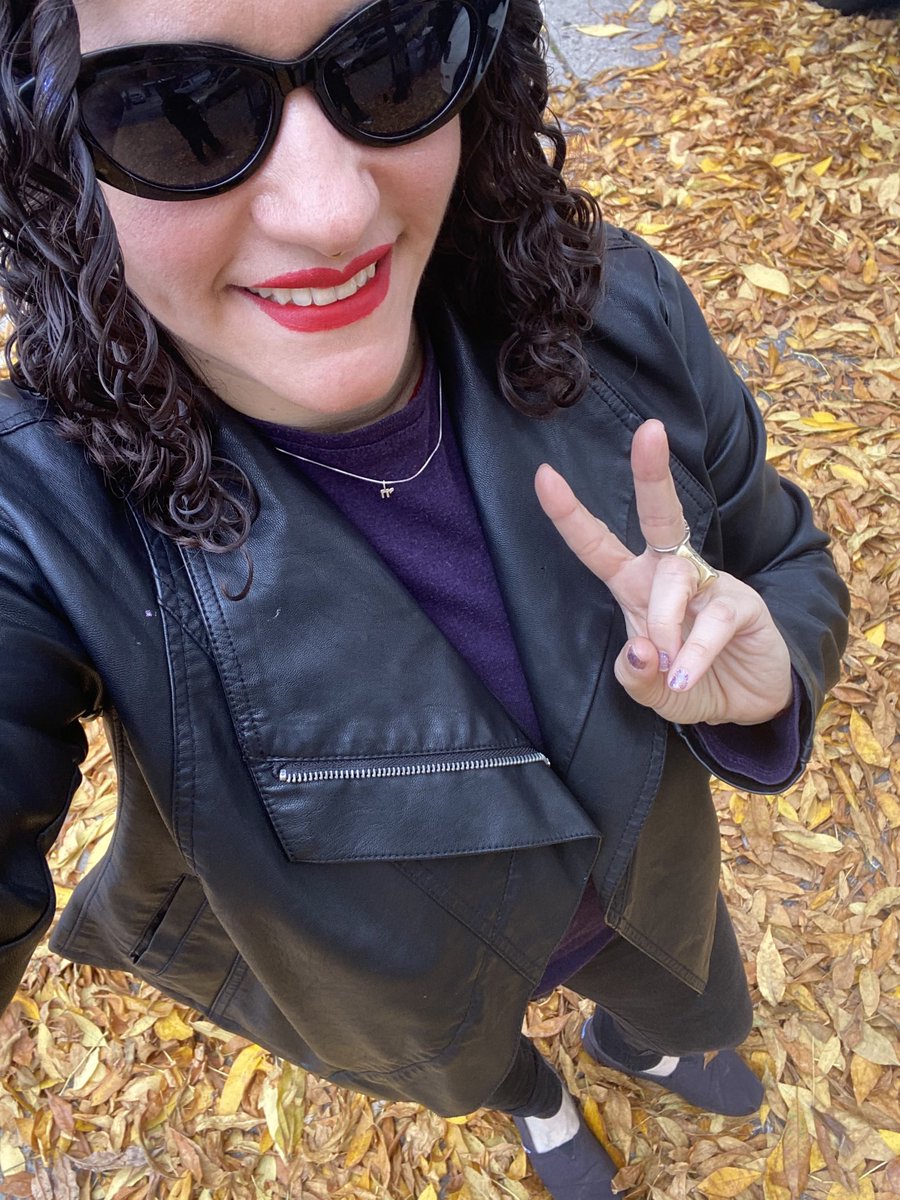 PRINCESSBETH01's tweet photo. @ILLUMINATIAM #HaveAnEnlightenedDay🦋#FollowingTheLight🔺#CoveStudy #Moderna #MRNA1273 #ParticipantPhase3 #CoronavirusVaccineVolunteer 💉 #IReceivedMy2Shot2DaysAgo . https://t.co/g8opUGQb9y https://t.co/IdNKuuLLNT