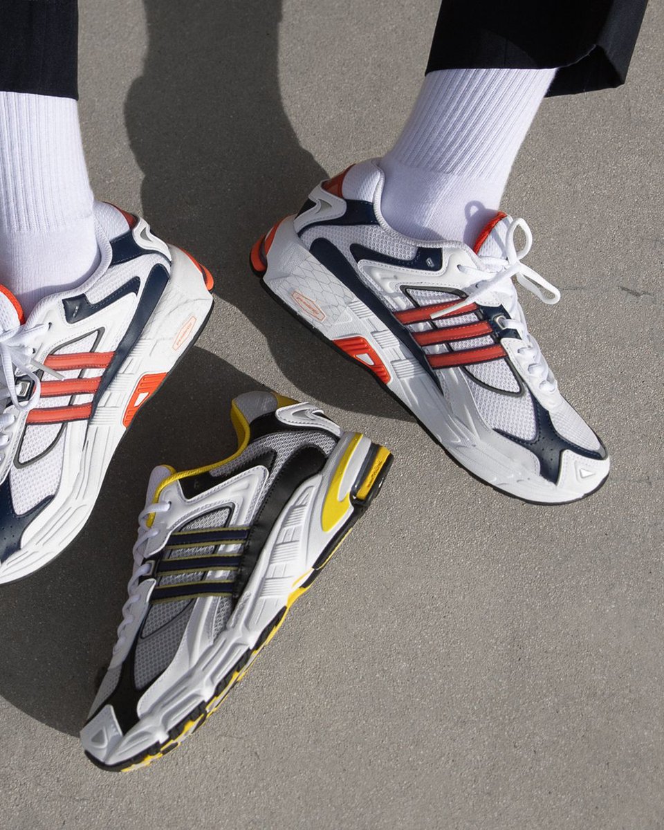 titoloshop's tweet photo. new 🟠 Adidas Response CL 
link ➡️ https://t.co/qJF5maEoOt

style codes 🔎 FX7718 and FX7719

#titoloSHOP
#titolo
#adidas #adidasoriginals #adidasresponse #adidasresponsecl https://t.co/dgzQdm0XfB