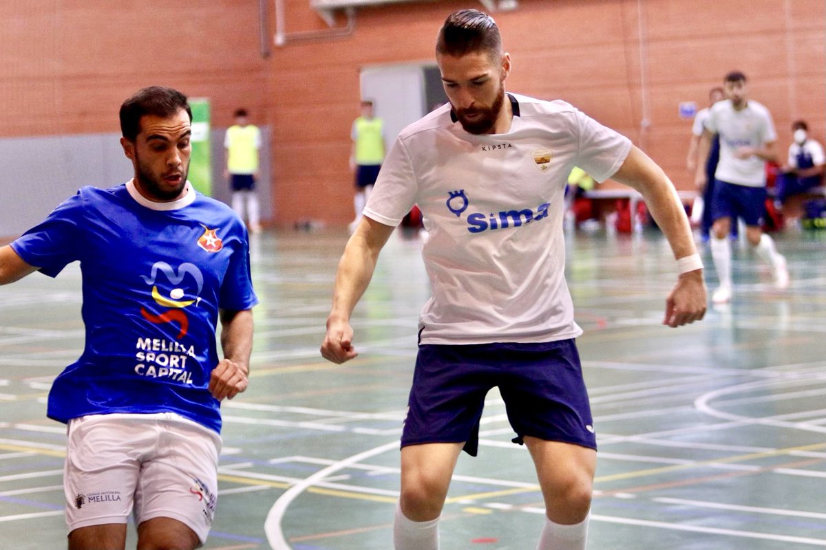 granadaenjuego's tweet photo. FOTOS | En nuestro Facebook están todas las imágenes del estreno del @GranadaFS ante el @Melistar_FS por @josevelascofdez 

#GranadaEnJuego 
#FutbolSala https://t.co/MjF3jPeZgv