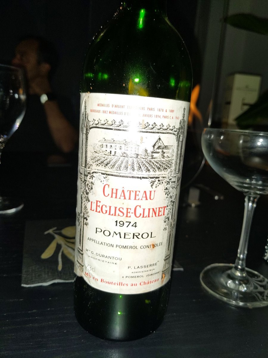 Wat een feest. <a href="/aandepoel/">Aan de Poel</a> aan huis. Met druivensap van de goden uit mijn bouwjaar.