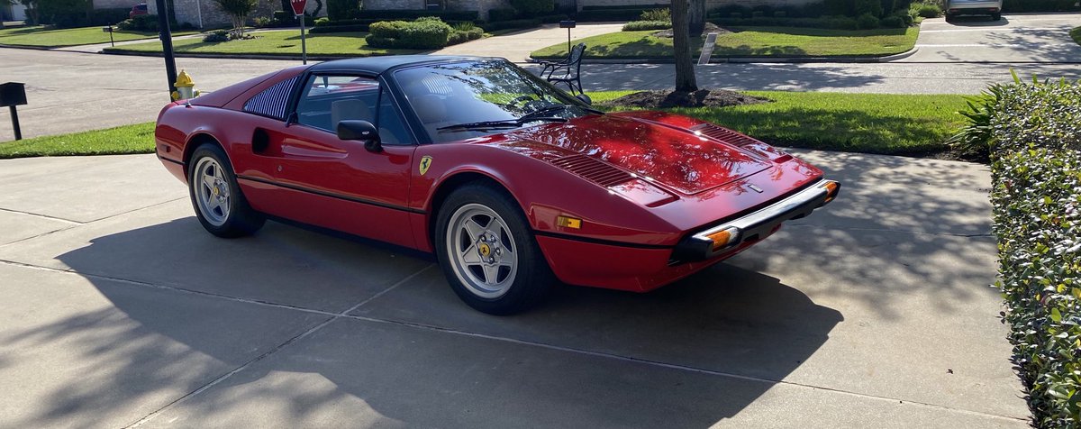 HeidiTxRN's tweet photo. My friend’s 40 yr old Ferrari. He’s gonna let me drive it. Watch out HTown https://t.co/UmCoQTryd4
