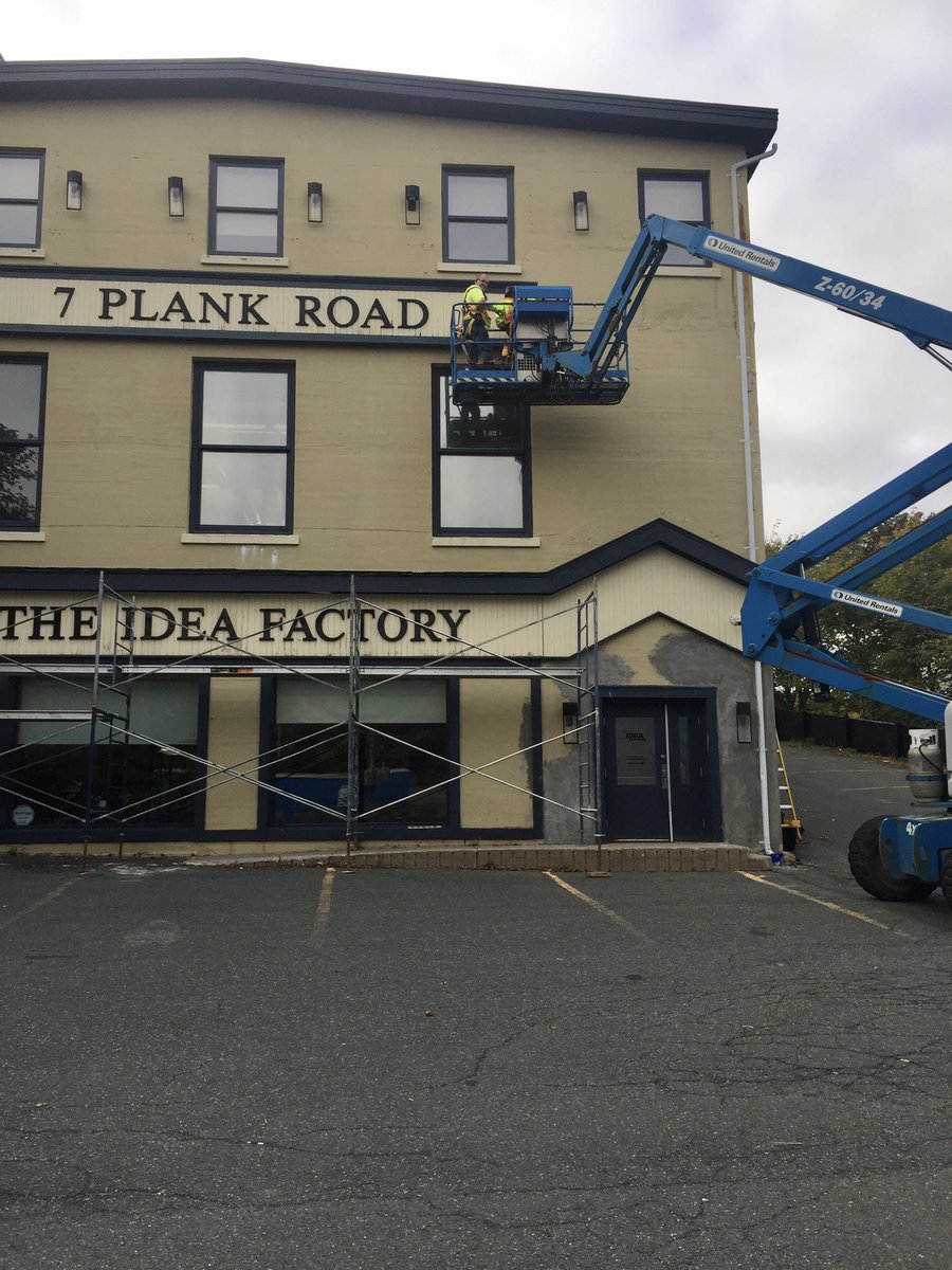 NL_Painters's tweet image. Just finished painting this office building using @Benjamin_Moore Ben Line paint available from @paintshopcanada  we like Ben Paint this time of year because it Resists exposure to rain 90 minutes after application &amp;amp; Low temperature application extends the painting season