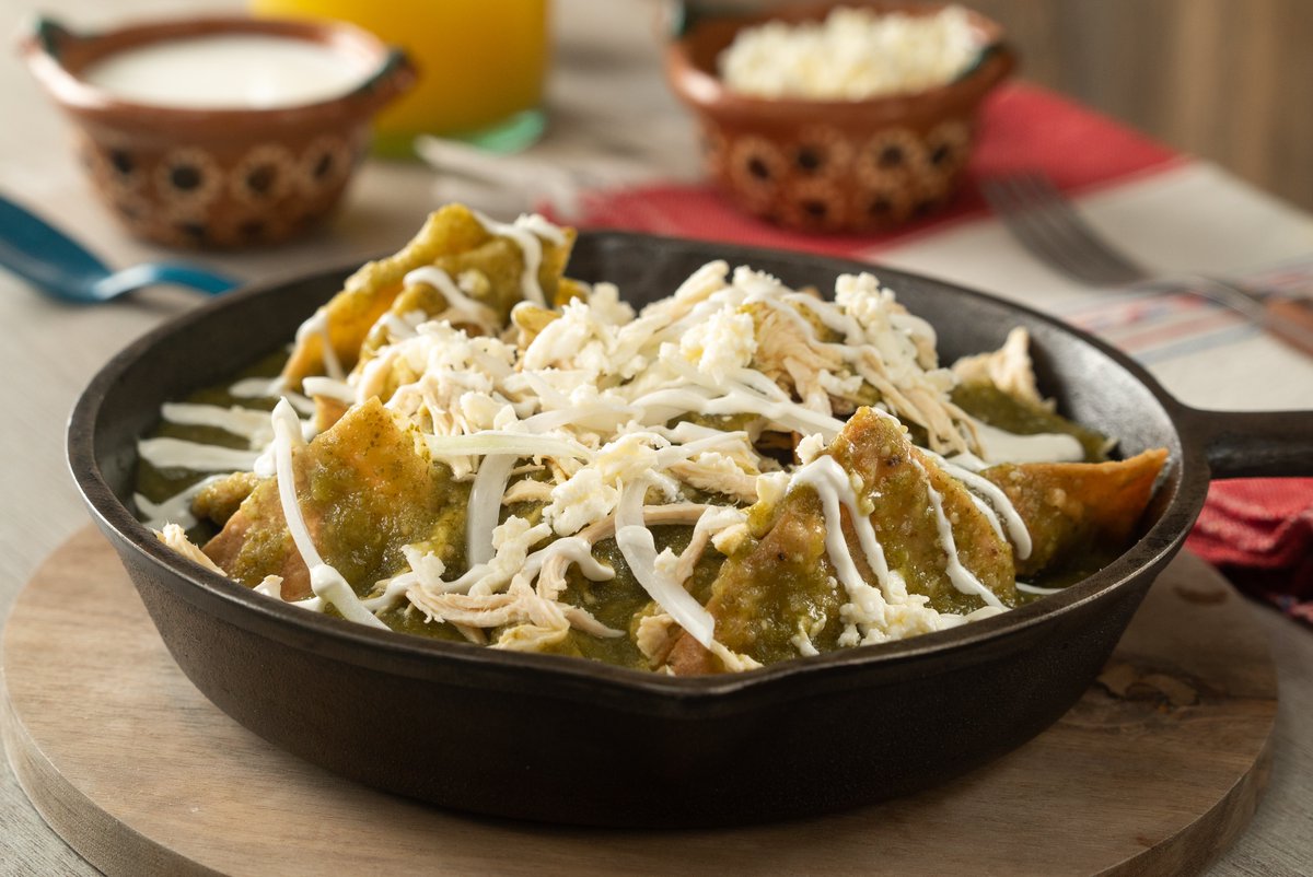 Kiwilimon_LAT's tweet photo. Inicia el día de la mejor manera y cocínate unos exquisitos #chilaquiles picositos, ¡no te arrepentirás! 
Encuentra las recetas AQUÍ 👉 https://t.co/X0UmFdEYvK https://t.co/fb6mvSkoWz