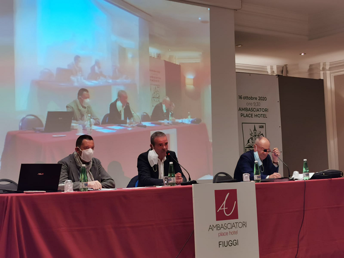 TG24info's tweet photo. #Regione - #Uncem: due conferme #Bussone alla presidenza nazionale, #Bellucci nel Lazio - https://t.co/1FSUkCTi2T #TG24 - https://t.co/XlNxuKmnfC - https://t.co/3OiEWJdTU6